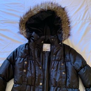 Black puffy jacket w/ removable faux fur trim hood